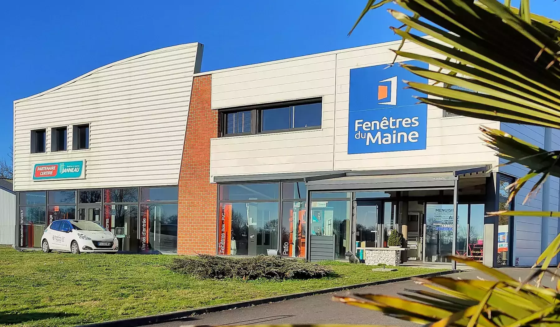 Façade Fenêtres du Maine