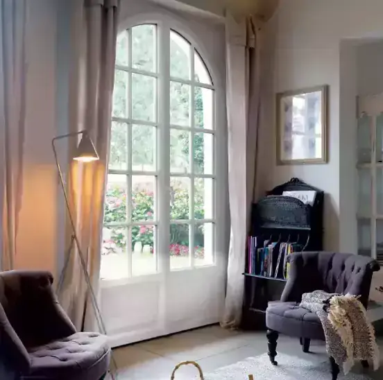 Porte-fenêtre PVC sécurisée