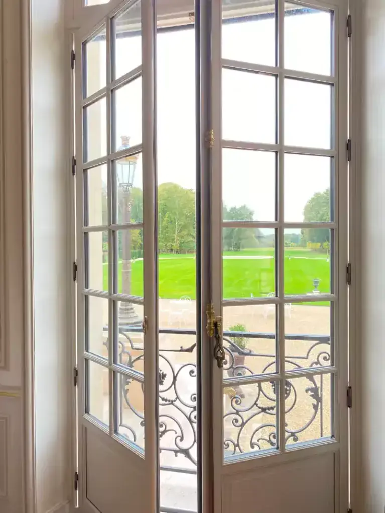 fenêtre bois gueule de loup