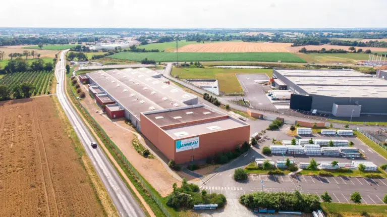 Usine Janneau fabrication menuiseries PVC