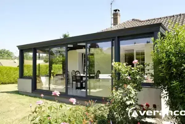Véranda Aluminium Gris - Baies Vitrées Design - L'Aigle