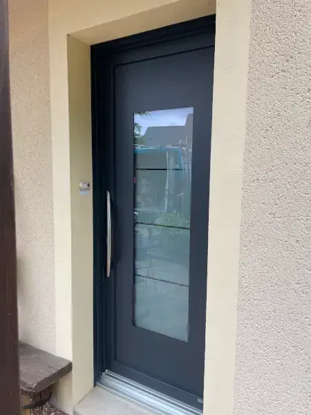 Porte d'entrée pvc