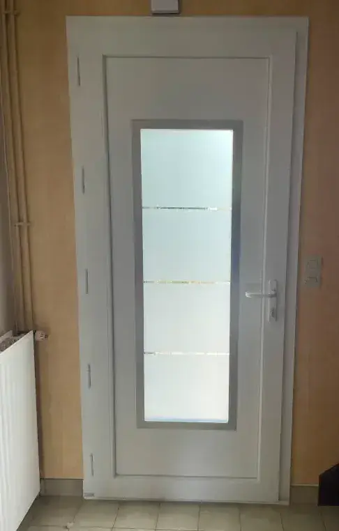 porte entrée pvc blanc