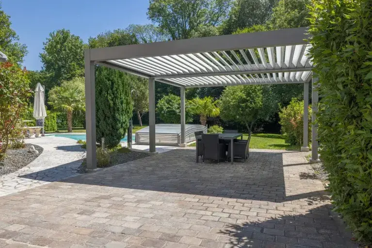 pergola