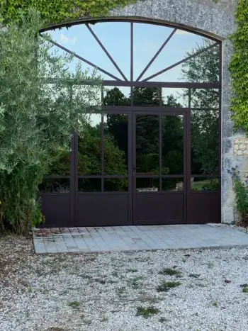 porte fenetre en acier
