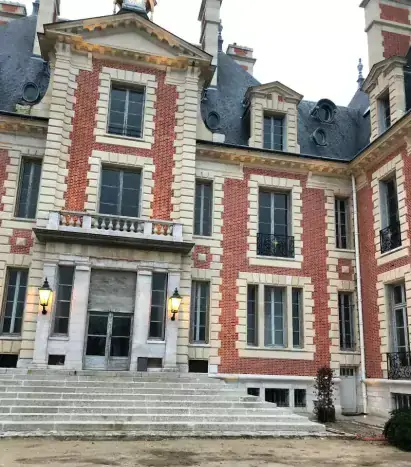 chateau nainville avant la restauration des fenetres