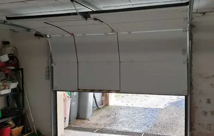 Porte de garage enroulable