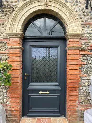 compressed-Porte d'entrée aluminium - Saint Jory.jpg